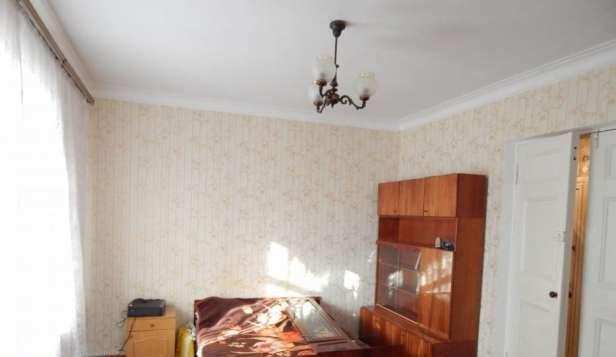 Купить 3 комнатную квартиру 63 кв м по ул Советская в пгт Приморский города Феодосии.