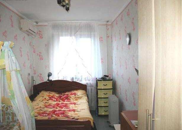 Купить 3 комнатную квартиру 56 кв м по ул Ленина в пгт Орджоникидзе города Феодосии.