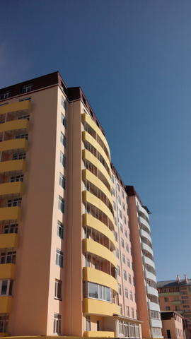 Купить 2 комнатную квартиру 61,5 кв м по ул Симферопольское шоссе в Феодосии.
