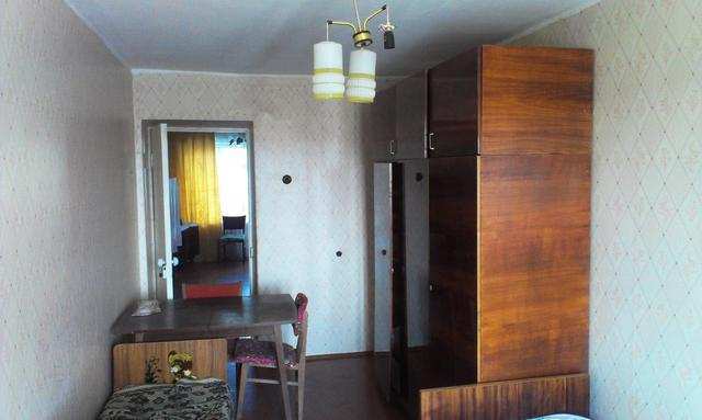Купить 3 комнатную квартиру 60,3 кв м по ул Чкалова в Феодосии.