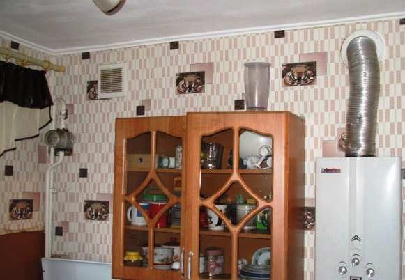 Купить 3 комнатную квартиру 62 кв м по ул Гарнаева в Феодосии