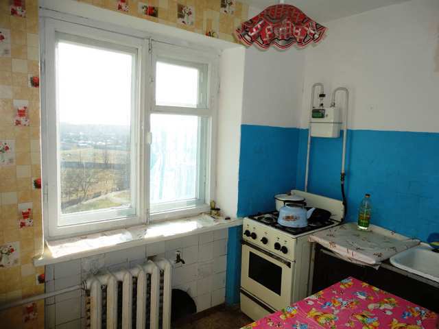 Купить 3 комнатную квартиру 51,9 кв м по ул Гагарина в пгт Приморский города Феодосии.
