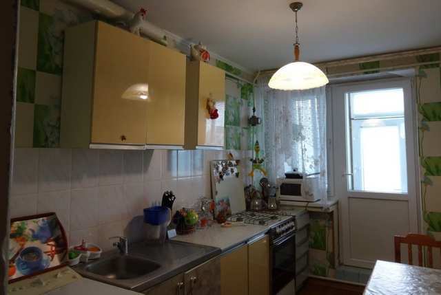 Купить 2 комнатную квартиру 55 кв м по ул Калинина в с Синицино, Кировский район.