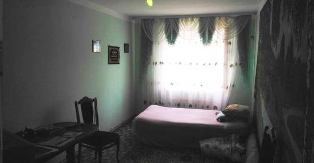 Купить 4 комнатную квартиру 100 кв м по ул Луговая в пгт Щебетовка города Феодосии.