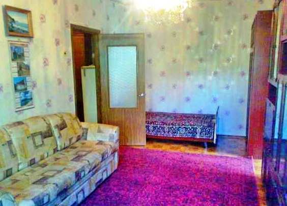 Купить 2 комнатную квартиру 45 кв м по ул Федько в Феодосии.