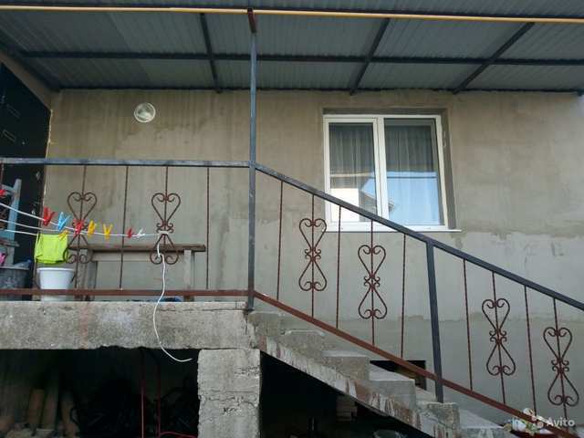 Купить 3 комнатную квартиру 80 кв м по ул Водохранилище в городе Старый Крым, Кировский район.