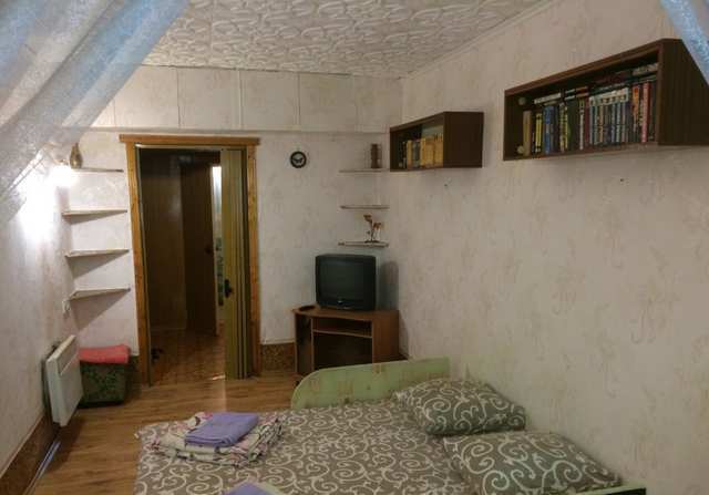 Купить 2 комнатную квартиру 56 кв м по ул Алуштинская в с Рыбачье города Алушты.