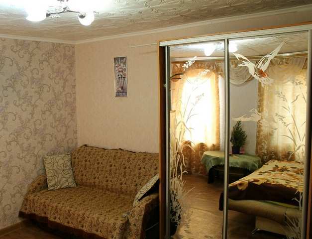Купить 2 комнатную квартиру 43 кв м по ул Федько в Феодосии.