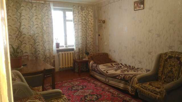 Купить 2 комнатную квартиру 43,8 кв м по ул Нахимова в пгт Орджоникидзе города Феодосии.